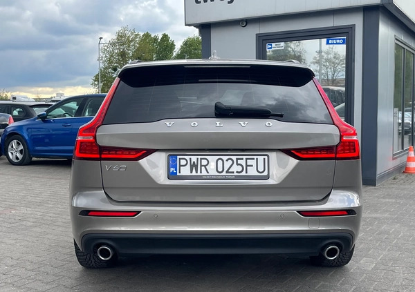 Volvo V60 cena 119900 przebieg: 17993, rok produkcji 2021 z Szczyrk małe 379